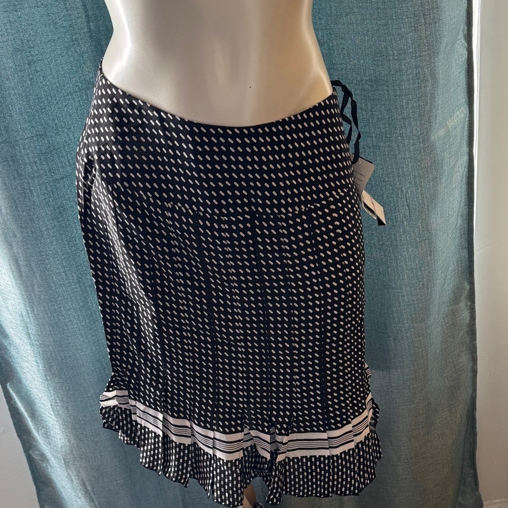 Jones New York Black and White Midi Skirt with Ruffle Hem